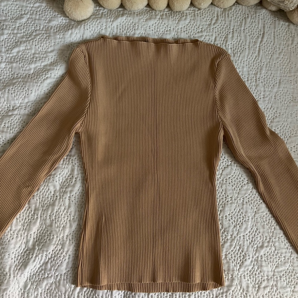 DISSH Camel Ribbed Knit Top
